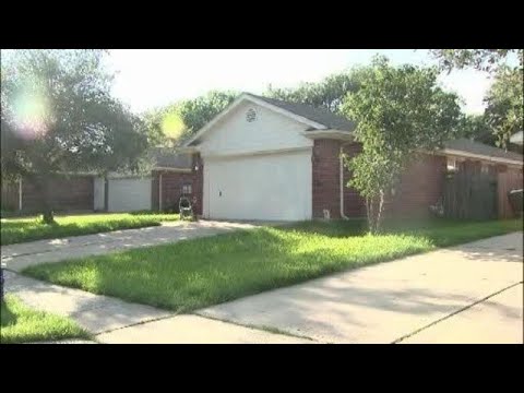 Understanding the legality of blocking sidewalks in Texas