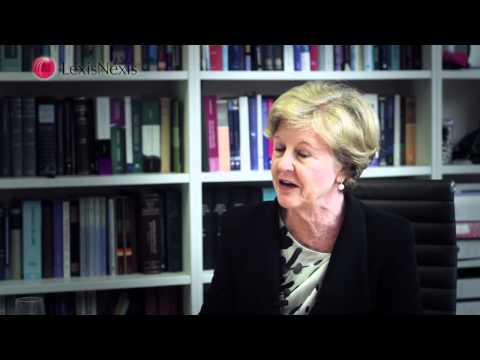 Expert in International Law Services for Legal Matters