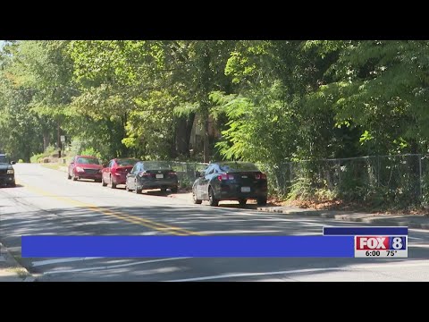 Understanding the North Carolina Laws Regarding Blocking Sidewalks
