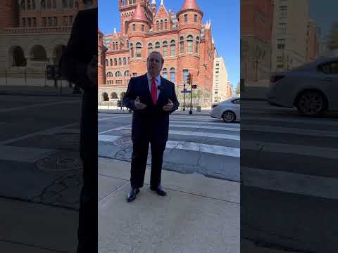 Walking in the Street in Texas: What You Need to Know